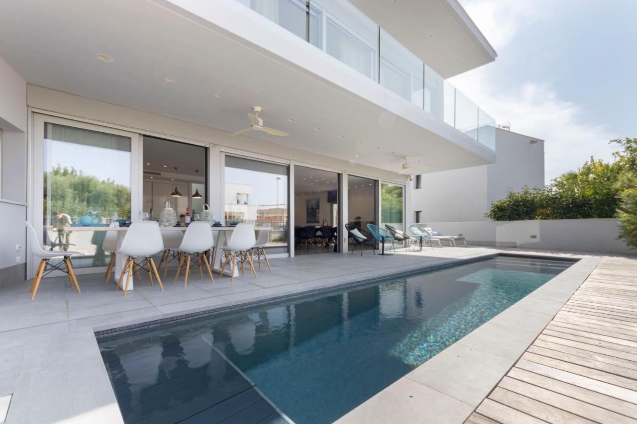 Casa Chamizo Villa กัมบริลส์ ภายนอก รูปภาพ